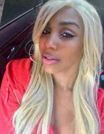 Jovie, 58  female escort, Columbus