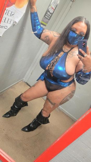 Poison, 32  female escort, Columbus