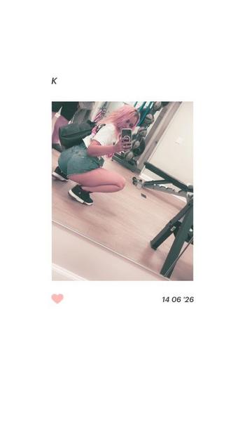 Queen Bee, 42  female escort, Columbus