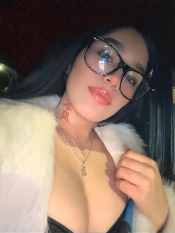 Anileth, 22  female escort, Columbus